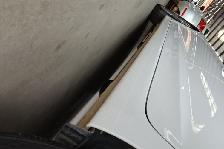 现代 领动 2016款 1.6L 自动智炫·精英型机舱底盘30