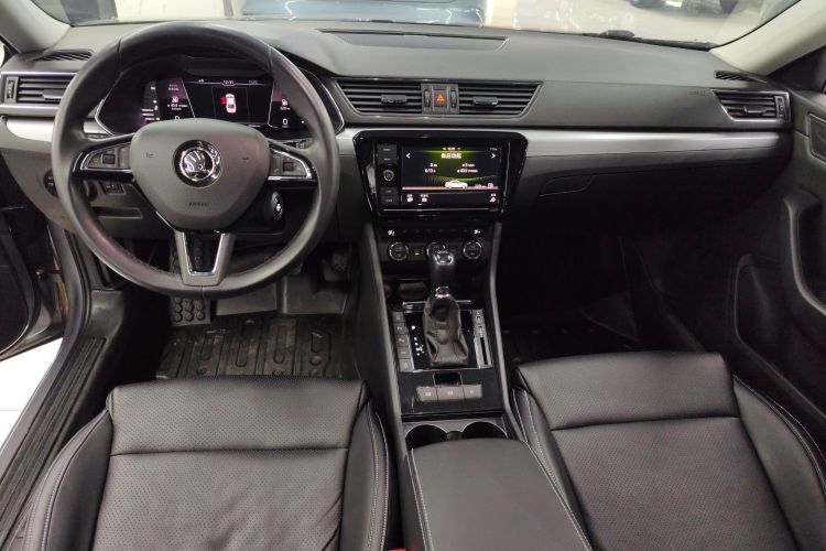 斯柯达 速派 2018款 TSI330 DSG舒适版 国VI中控内饰16