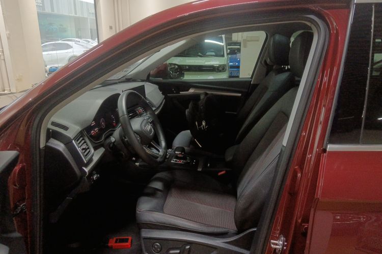 奥迪Q5L 2018款 45 TFSI 尊享时尚型 国VI局部细节19