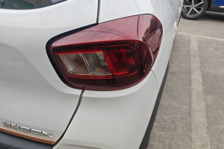 东风纳米 纳米BOX 2022款 改款 轻风版 201KM 标准型车身外观9