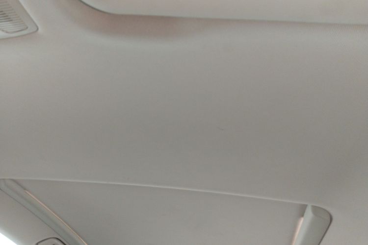 红旗E-QM5 2022款 431km 充电乐享版局部细节22