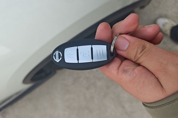 日产 楼兰 2021款 2.5L XE 两驱精英版中控内饰11