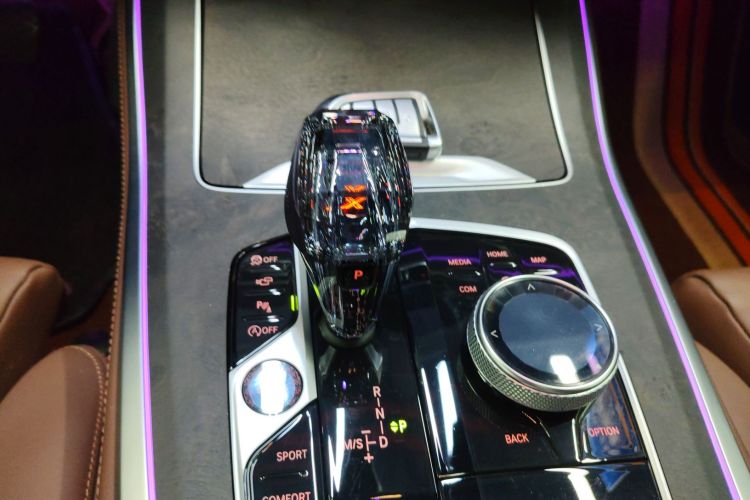 宝马X5(进口) 2021款 改款 xDrive30i M运动套装中控内饰18