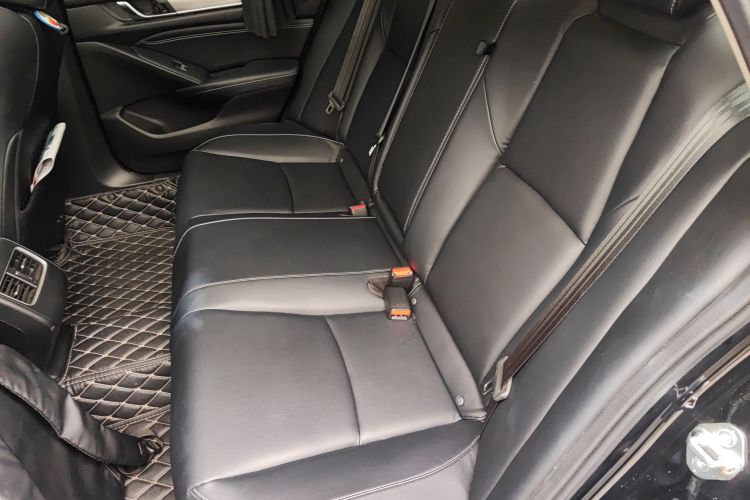 本田 英仕派 2019款 260TURBO 精致版 国VI中控内饰21