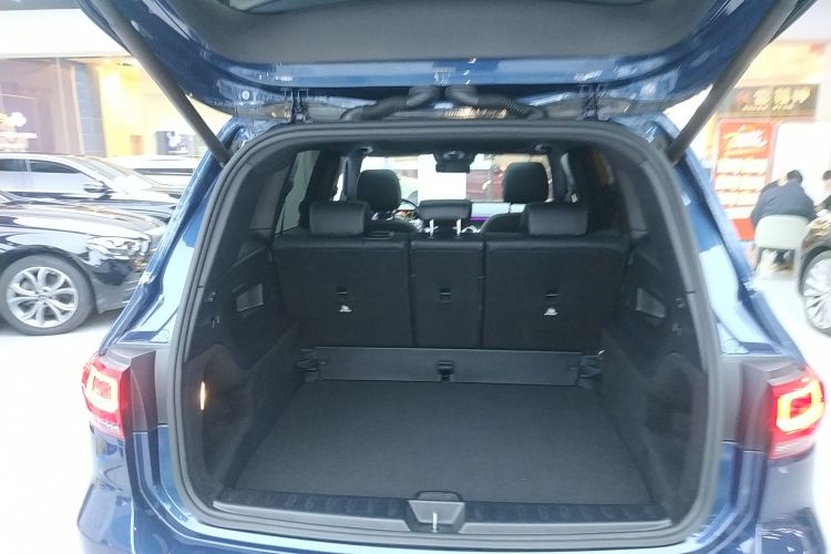 奔驰GLB AMG 2021款 改款 AMG GLB 35 4MATIC局部细节23