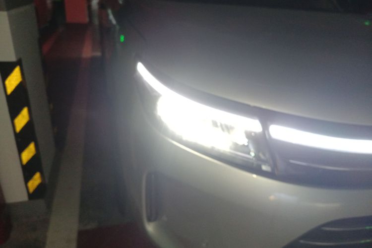 鸿蒙智行 问界M7 2024款 1.5T 智驾四驱Max版 6座车身外观8