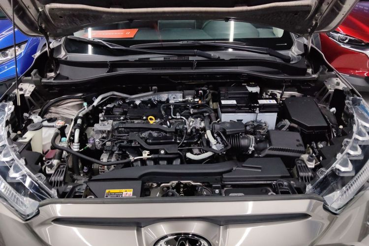 丰田 锋兰达 2022款 2.0L CVT豪华PLUS版机舱底盘24