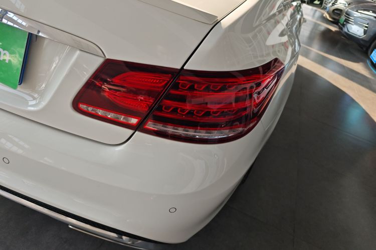 奔驰E级(进口) 2016款 E 200 轿跑车 灵动版车身外观6006