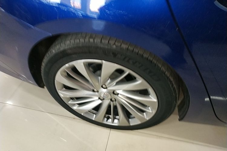 别克 君越 2023款 艾维亚版车身外观6005