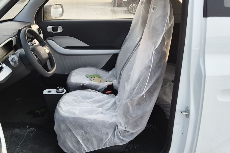 吉利银河 熊猫 2025款 210km 元气熊中控内饰19