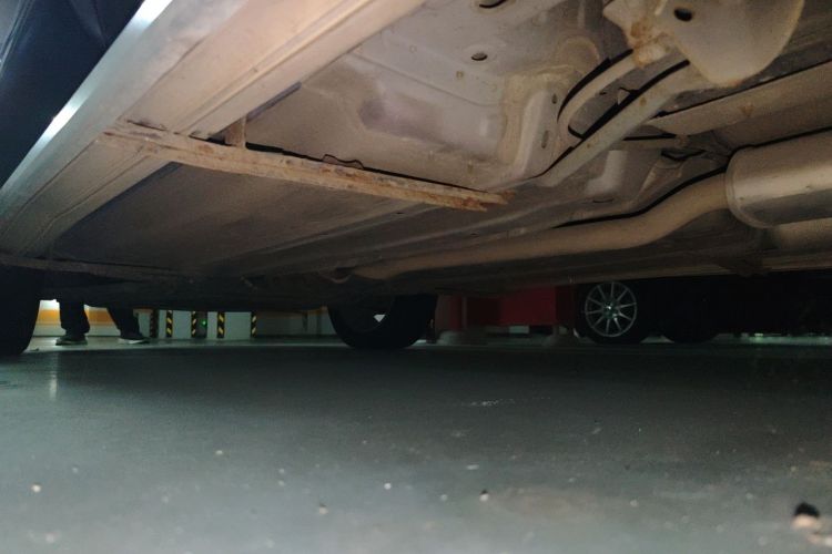 日产 逍客 2012款 2.0XV 雷 CVT 2WD局部细节9003