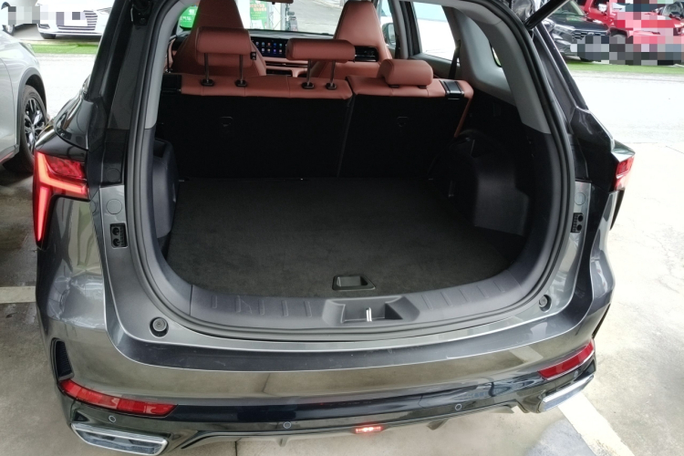 长安CS75 PLUS 2024款 第三代 冠军版 1.5T 智驾劲航型局部细节23