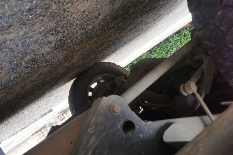 北京BJ40 2017款 40L 2.3T 自动四驱环塔冠军版局部细节9002