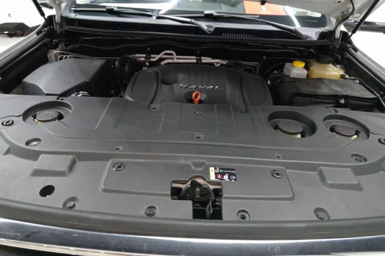 哈弗H9 2017款 2.0T 汽油四驱尊享型 5座局部细节24