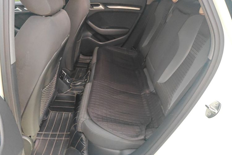 奥迪A3 2017款 Sportback 35 TFSI 运动型中控内饰21