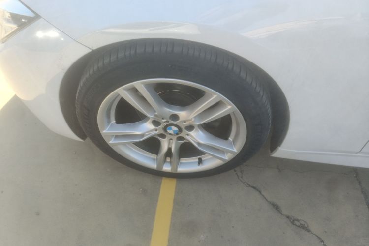 宝马3系 2019款 320i M运动套装车身外观6003