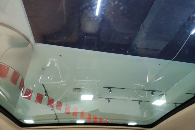 沃尔沃V40 2017款 T4 智雅版中控内饰22