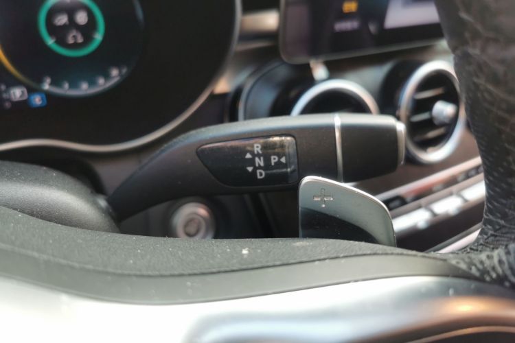 奔驰C级 2020款 改款 C 260 L 运动版中控内饰18