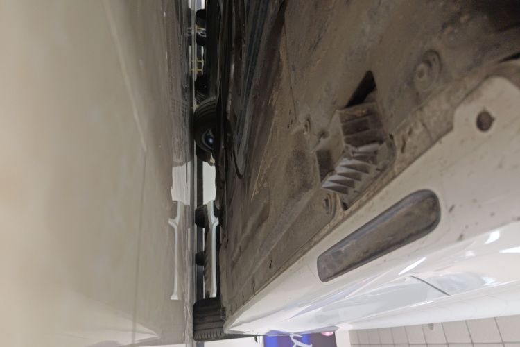 宝马3系 2025款 330Li M运动曜夜套装局部细节9002