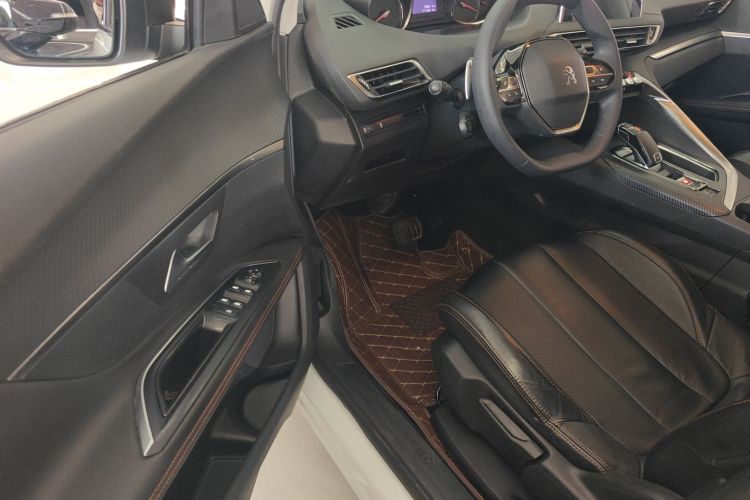 标致4008 2018款 350THP 舒适版中控内饰20