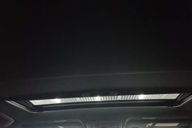 雷克萨斯ES 2022款 300h 卓越版局部细节22