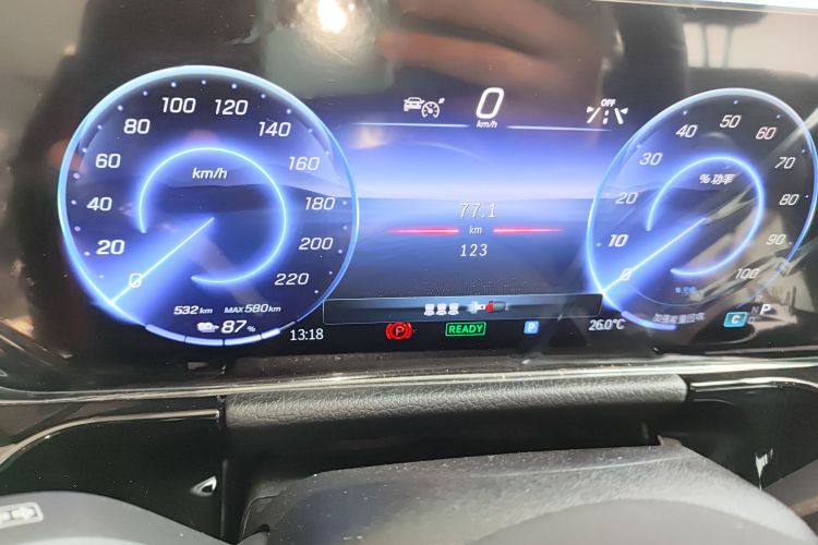 奔驰EQA 2025款 EQA 260中控内饰15