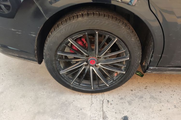 东风风神 奕炫 2020款 230T 自动炫酷赛道骑士版车身外观6003