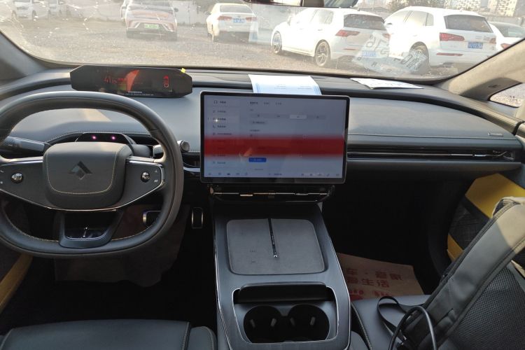 昊铂GT 2023款 710后驱超充Max版中控内饰16