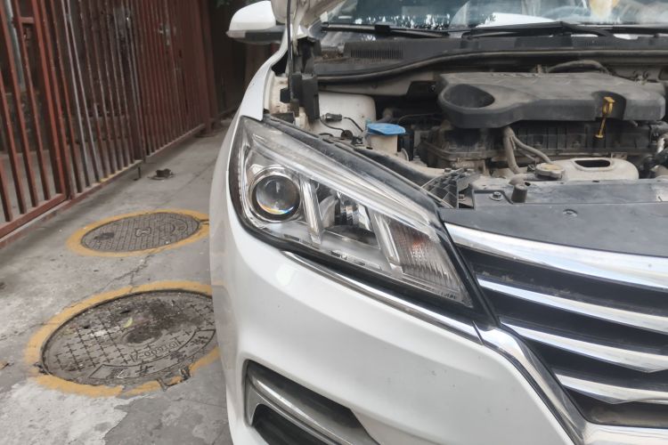 荣威360 2018款 PLUS 1.5L 自动尊享版车身外观6006