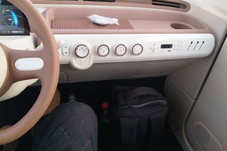 奔腾小马 2026款 222km 萌趣马 Plus中控内饰16