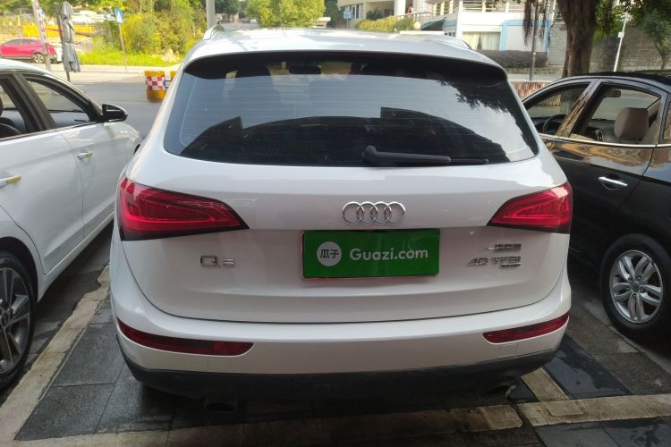 奥迪Q5 2013款 40 TFSI 进取型车身外观6