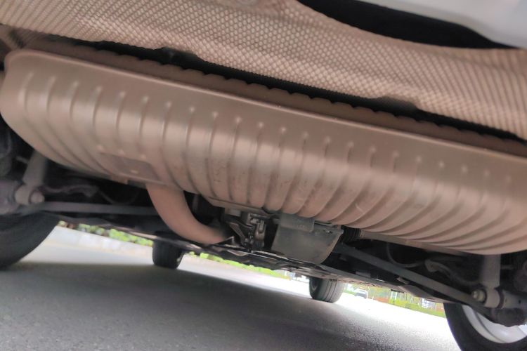 宝马X1 2018款 xDrive20Li 尊享型局部细节9008