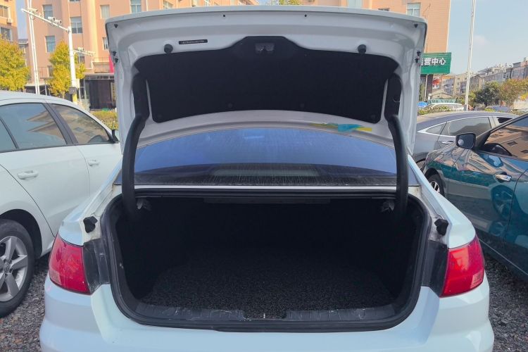 吉利汽车 帝豪GL 2017款 1.8L DCT精英型机舱底盘23