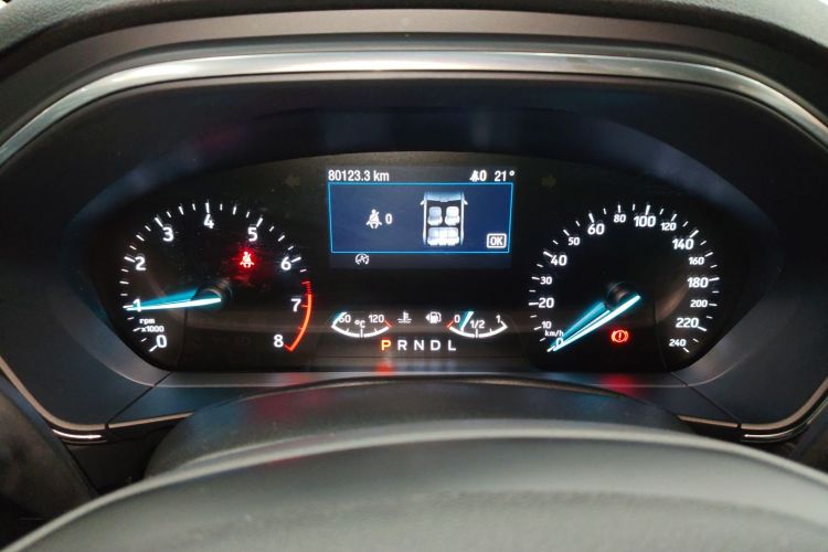 福特 福克斯 2020款 两厢 EcoBoost 180 自动锋耀型局部细节14