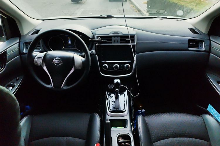 日产 骐达TIIDA 2019款 1.6L CVT智行版 国VI中控内饰12