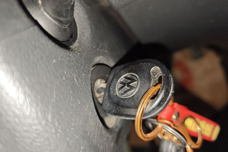 大众 桑塔纳 2015款 1.4L 手动风尚版中控内饰7001