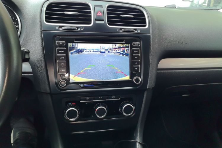 大众 高尔夫 2012款 1.6 自动时尚型局部细节16