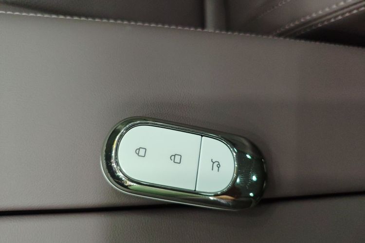 零跑汽车 零跑C11 2024款 纯电 580尊享版中控内饰11