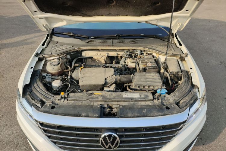 大众 朗逸 2021款 1.5L 自动视野版机舱底盘24