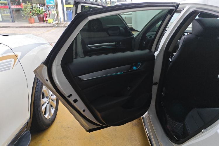 本田 雅阁 2018款 260TURBO 精英版 国VI中控内饰7008