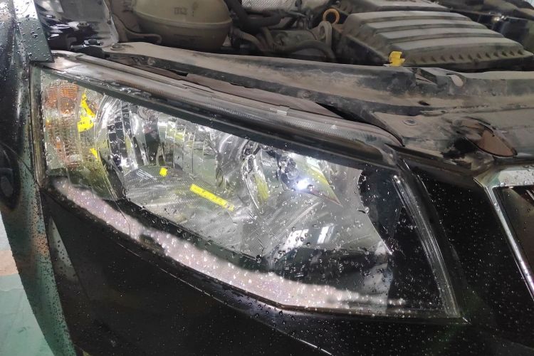 斯柯达 明锐 2016款 1.6L 自动智行版车身外观8