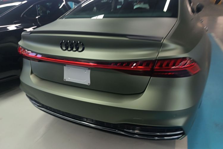 奥迪A7L 2022款 45 TFSI S-line 筑梦青春版车身外观6002