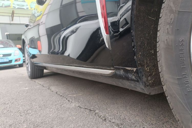 红旗H5 2023款 2.0T 自动智联旗畅版局部细节9001