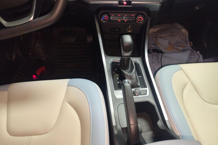 奇瑞 瑞虎3X 2022款 PLUS 1.5L CVT时尚版局部细节18