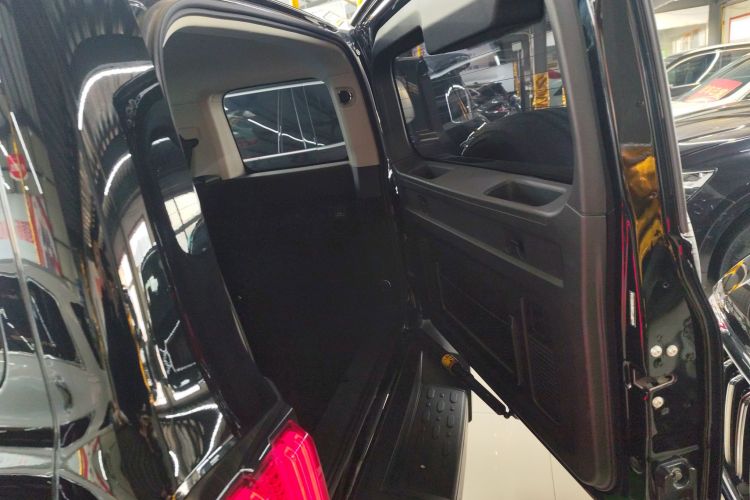 坦克300 2021款 越野版 2.0T 征服者机舱底盘23