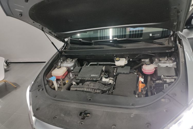 比亚迪 宋Pro新能源 2022款 DM-i 51km 豪华型机舱底盘24