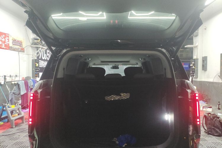 上汽大通MAXUS 大家7 2024款 超混 超长续航版 臻享版局部细节23