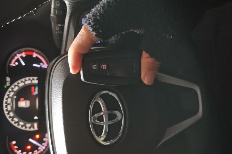 丰田 RAV4荣放 2020款 2.0L CVT两驱风尚版中控内饰11