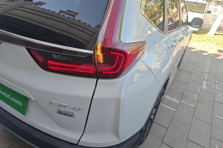 本田CR-V 2021款 240TURBO CVT两驱舒适版车身外观9