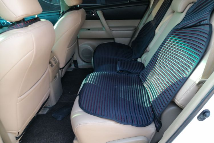 丰田 汉兰达 2012款 2.7L 两驱5座精英版中控内饰21